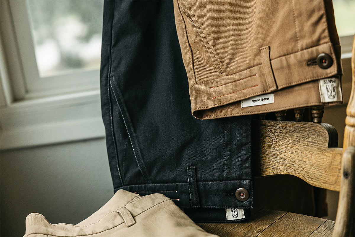 The Pipe Straight Denit® Chino - Charcoal - Image 3