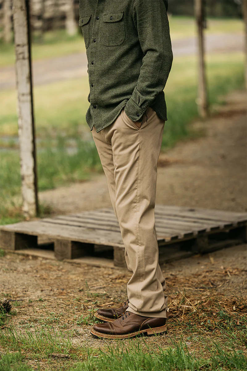 The Pipe Straight Denit® Chino - Sand Beige　 - Image 4