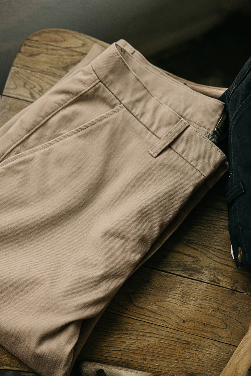 The Pipe Straight Denit® Chino - Sand Beige　 - Image 5