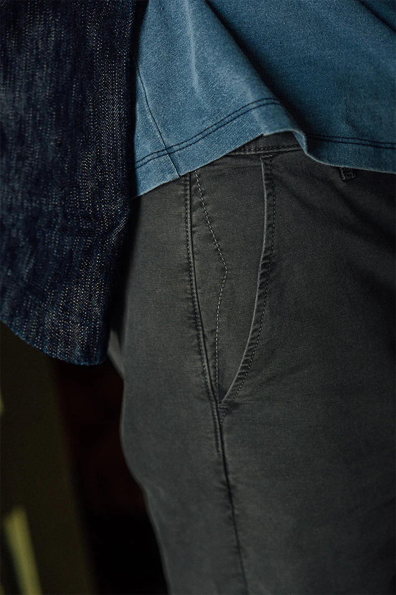 The Pipe Straight Oxford Chino - Charcoal - Image 4