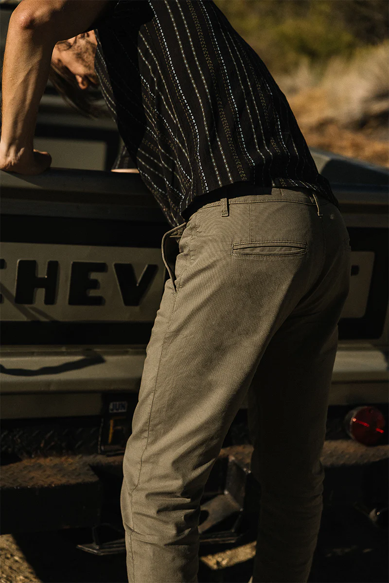 The Pipe Straight Oxford Chino - Moss - Image 7