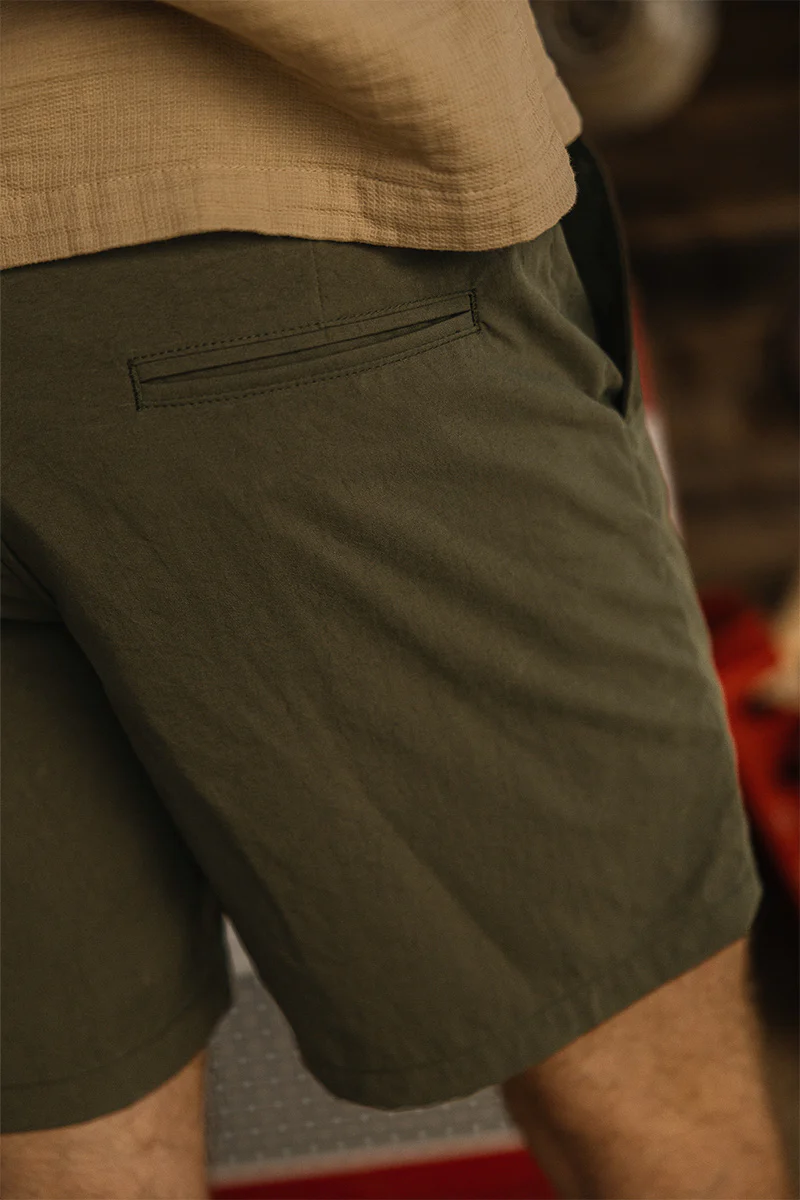 The Scoop 7 1/2" Water Repellent Shorts - Military Green - Image 5